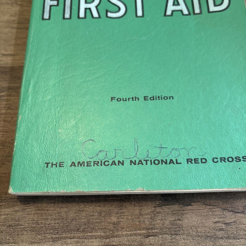 Vtg 1957 The American National Red Cross First Aid Fourth Edition Paperback Book - Picture 2 of 8